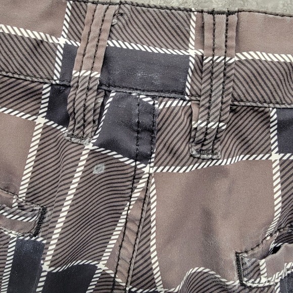 Oakley Board Shorts Mens Size 38 Gray Black Plaid Swim Trunks Amphibian - Picture 12 of 13